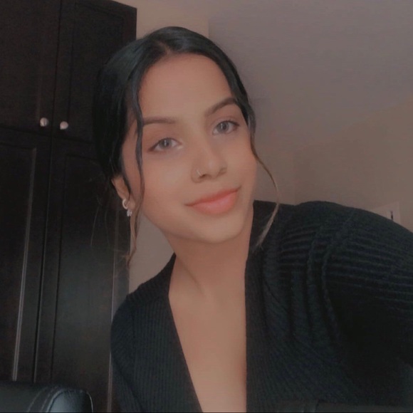 Meet your Posher, Mansi - Picture 1 of 1